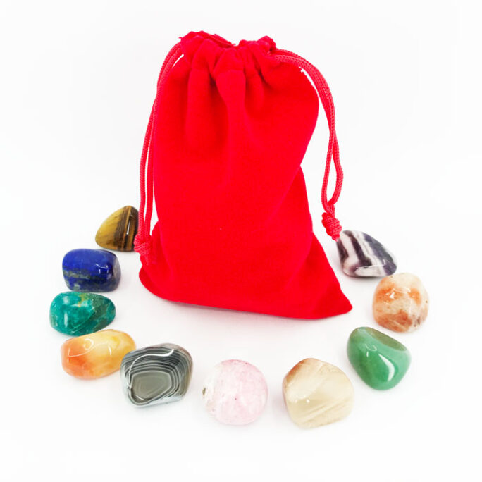 Mošnjiček z 10 različnimi kamni