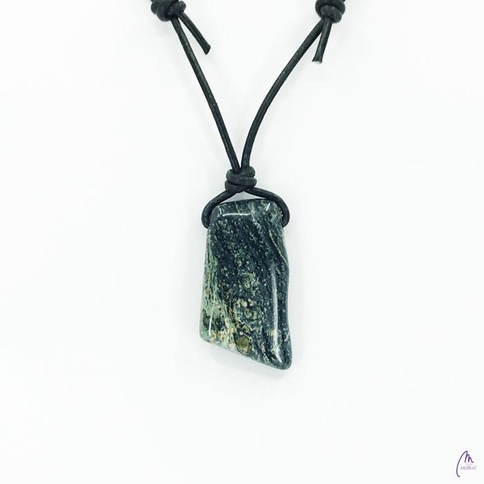 Versy Jaspis Kambaba